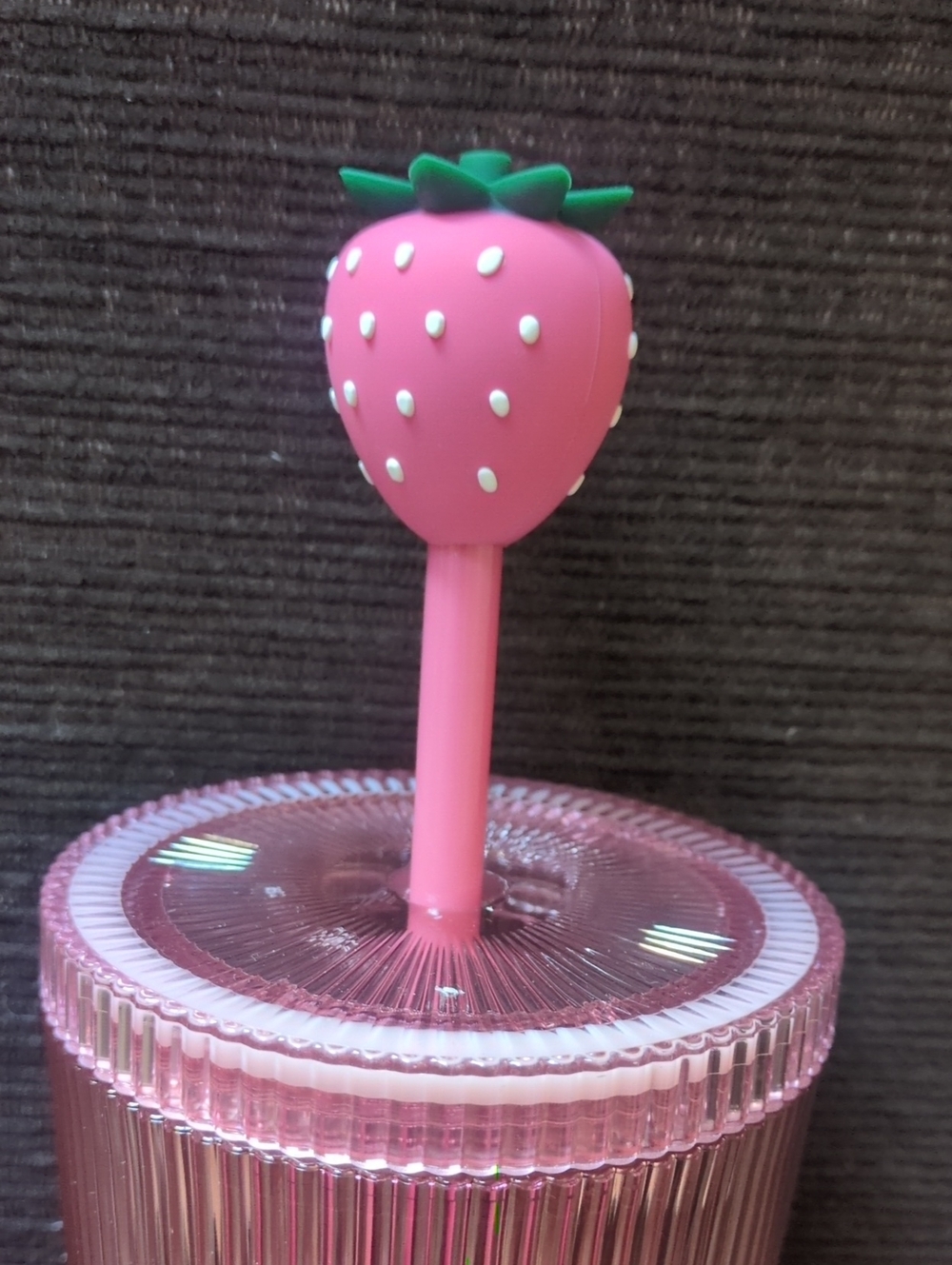 Starbucks Strawberry Cold Cup 24oz - Picture 2 of 2